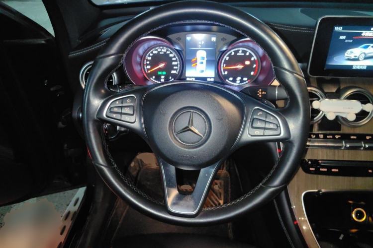 Used Mercedes-Benz GLC Coupe 2018 GLC 260 4MATIC Coupe SUV Steering Wheel