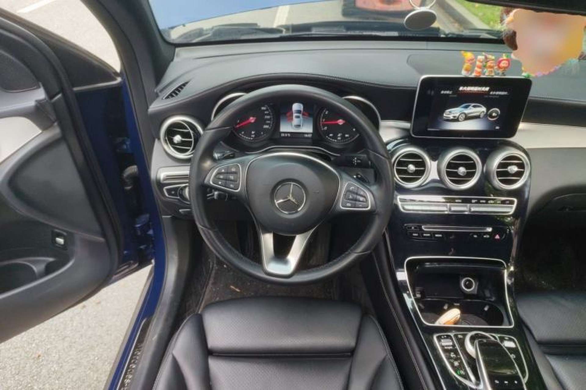 Used Mercedes-Benz GLC Coupe 2018 GLC 200 4MATIC Coupe SUV Steering Wheel