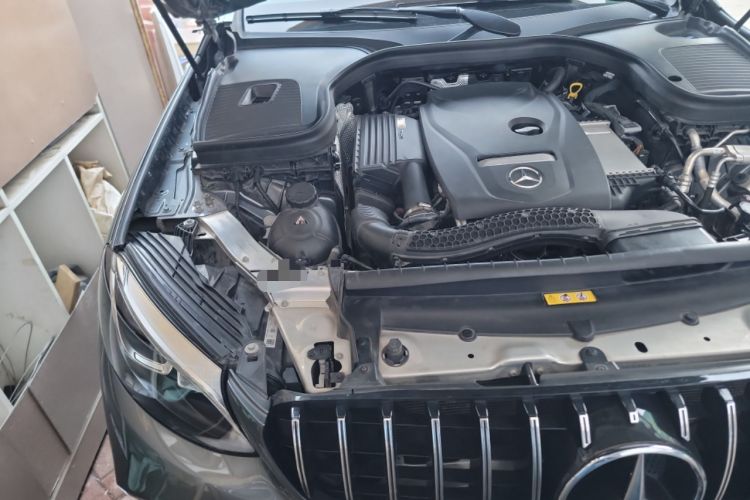 Used Mercedes-Benz GLC Coupe 2018 GLC 260 4MATIC Coupe SUV Engine Bay Right