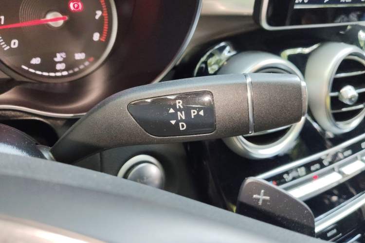 Used Mercedes-Benz GLC Coupe 2018 GLC 200 4MATIC Coupe SUV Gear Lever