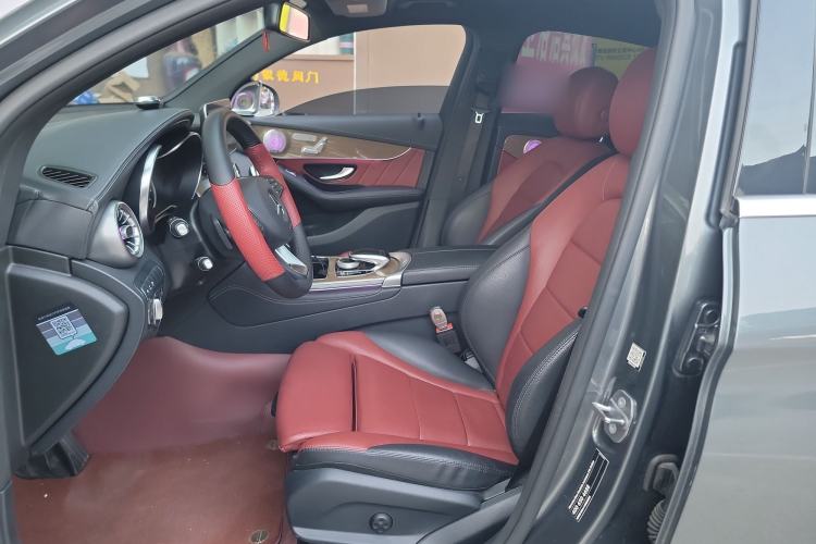 Used Mercedes-Benz GLC Coupe 2018 GLC 260 4MATIC Coupe SUV Left Front Seat