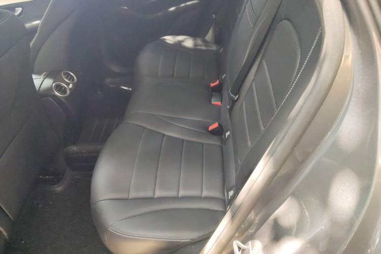 Used Mercedes-Benz GLC Coupe 2018 GLC 200 4MATIC Coupe SUV Left Rear Seat