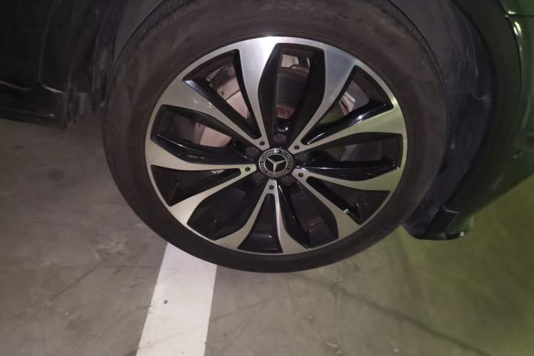 Used Mercedes-Benz GLC Coupe 2018 GLC 260 4MATIC Coupe SUV Right Front Wheel Hub