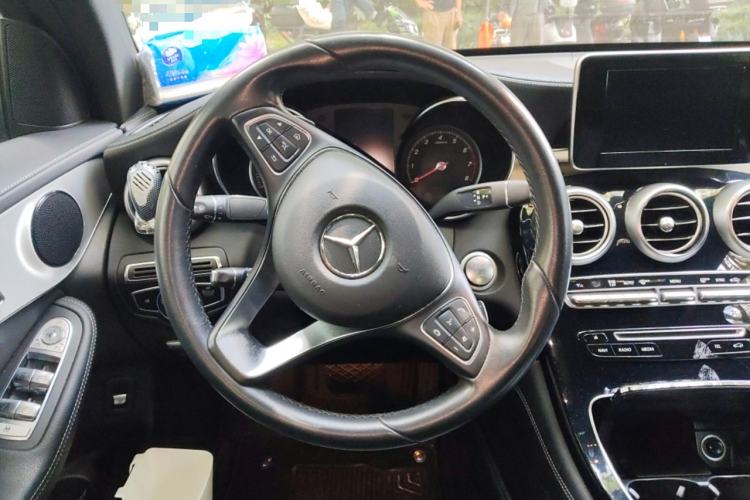 Used Mercedes-Benz GLC Coupe 2018 GLC 200 4MATIC Coupe SUV Steering Wheel