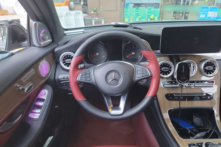 Used Mercedes-Benz GLC Coupe 2018 GLC 260 4MATIC Coupe SUV Steering Wheel