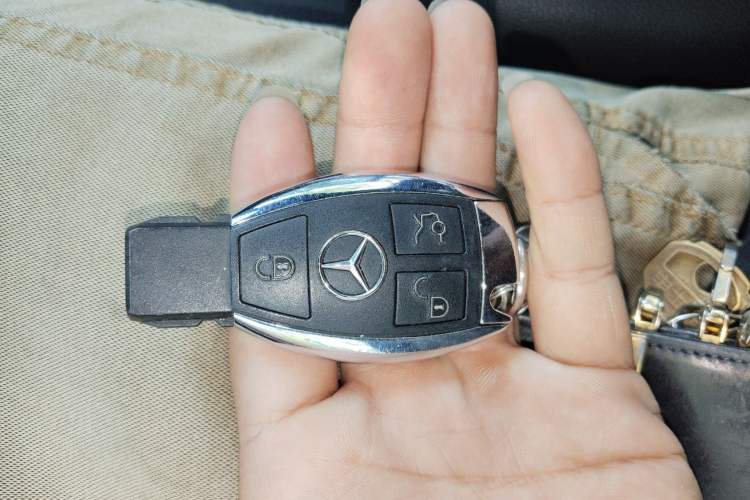 Used Mercedes-Benz GLC Coupe 2018 GLC 200 4MATIC Coupe SUV Vehicle Key