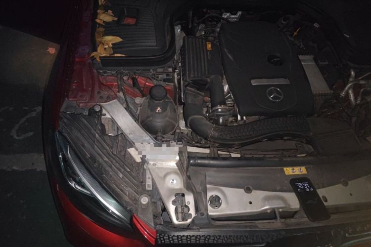 Used Mercedes-Benz GLC Coupe 2018 GLC 200 4MATIC Coupe SUV Engine Bay Right
