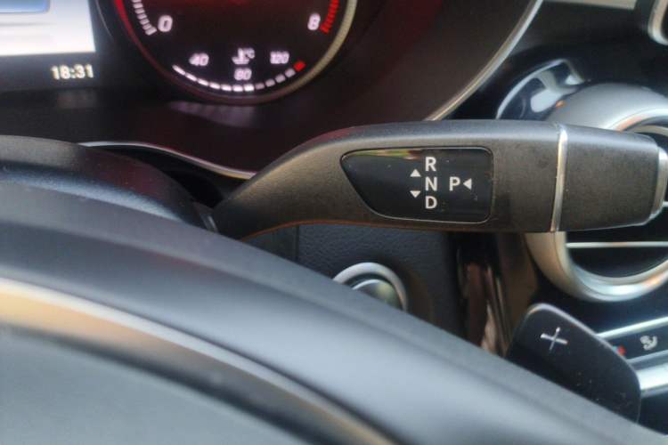 Used Mercedes-Benz GLC Coupe 2018 GLC 200 4MATIC Coupe SUV Gear Lever