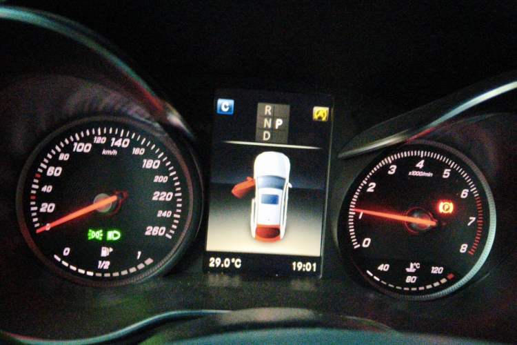 Used Mercedes-Benz GLC Coupe 2018 GLC 260 4MATIC Coupe SUV Instrument Cluster
