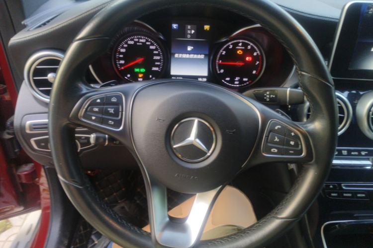 Used Mercedes-Benz GLC Coupe 2018 GLC 200 4MATIC Coupe SUV Steering Wheel