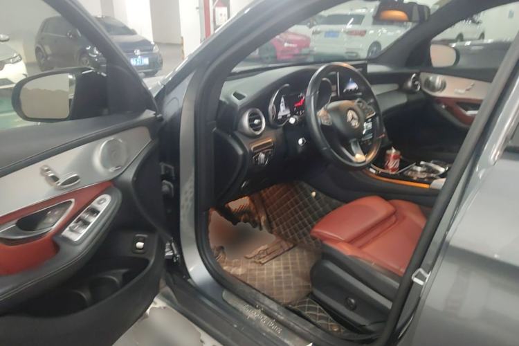 Used Mercedes-Benz GLC Coupe 2018 GLC 200 4MATIC Coupe SUV Driver Seat