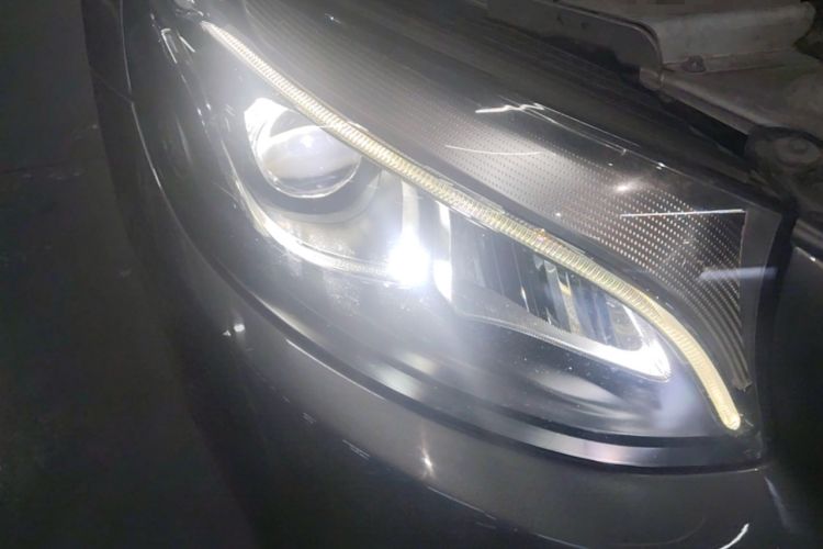 Used Mercedes-Benz GLC Coupe 2018 GLC 200 4MATIC Coupe SUV Right Front Headlight