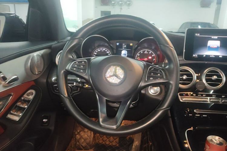 Used Mercedes-Benz GLC Coupe 2018 GLC 200 4MATIC Coupe SUV Steering Wheel