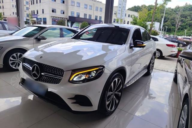 Used Mercedes-Benz GLC Coupe 2018 GLC 260 4MATIC Coupe SUV
