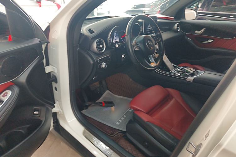 Used Mercedes-Benz GLC Coupe 2018 GLC 200 4MATIC Coupe SUV Driver Seat