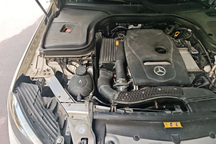 Used Mercedes-Benz GLC Coupe 2018 GLC 260 4MATIC Coupe SUV Engine Bay Right