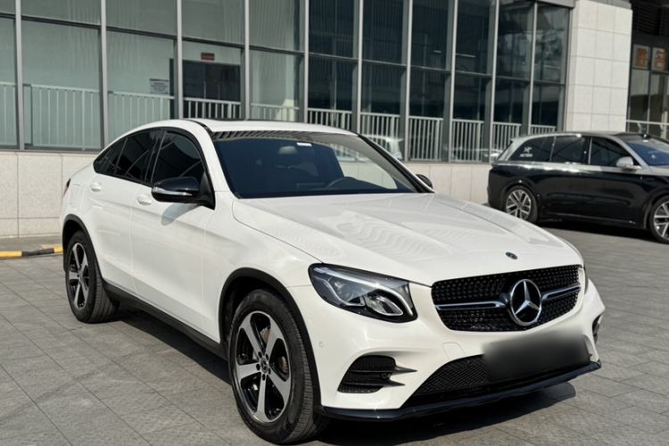 Used Mercedes-Benz GLC Coupe 2018 GLC 200 4MATIC Coupe SUV Exterior 1