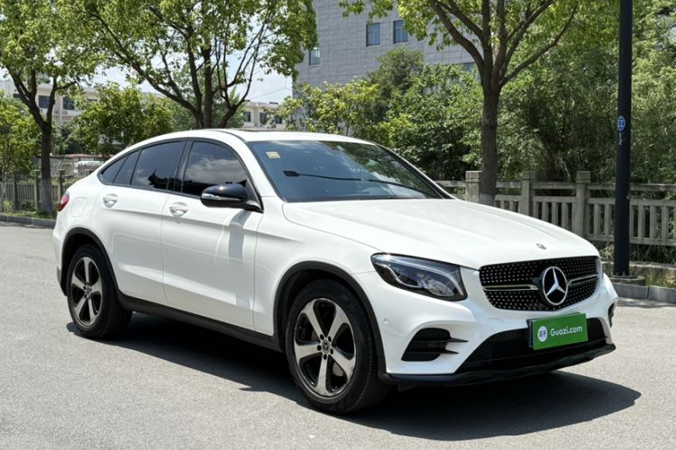 Used Mercedes-Benz GLC Coupe 2018 GLC 200 4MATIC Coupe SUV Exterior 1