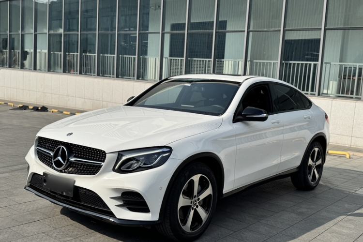 Used Mercedes-Benz GLC Coupe 2018 GLC 200 4MATIC Coupe SUV Exterior 10