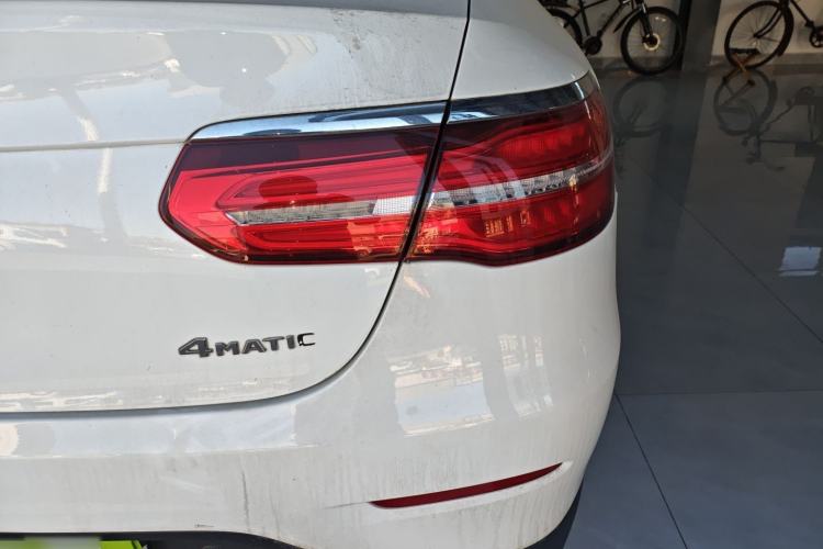 Used Mercedes-Benz GLC Coupe 2018 GLC 200 4MATIC Coupe SUV Exterior 2
