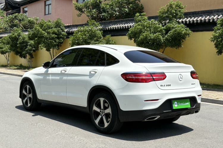Used Mercedes-Benz GLC Coupe 2018 GLC 200 4MATIC Coupe SUV Exterior 2