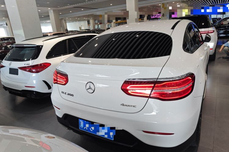 Used Mercedes-Benz GLC Coupe 2018 GLC 260 4MATIC Coupe SUV Exterior 4