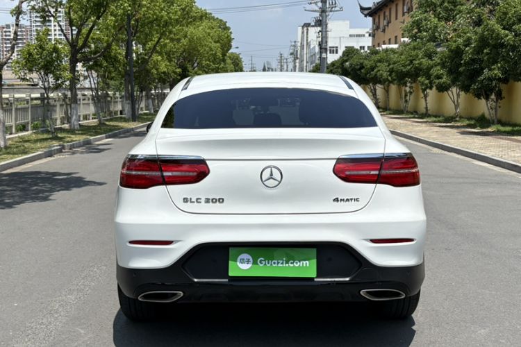 Used Mercedes-Benz GLC Coupe 2018 GLC 200 4MATIC Coupe SUV Exterior 4