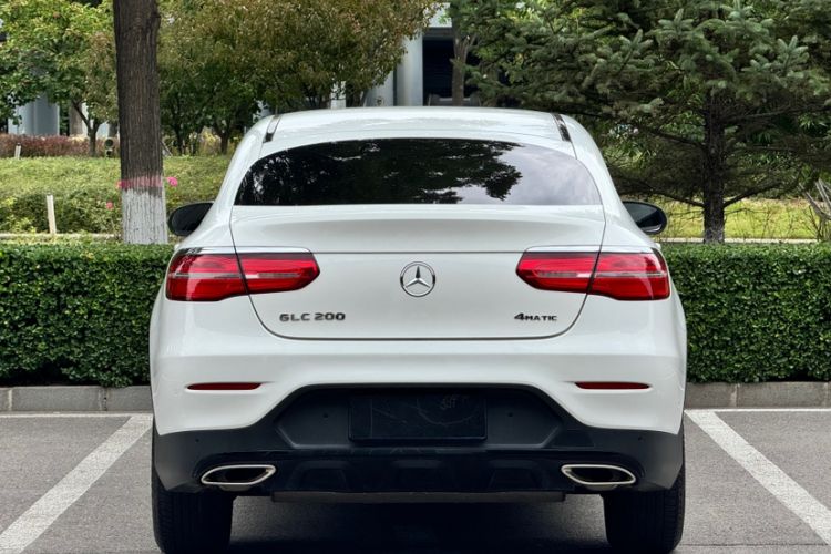 Used Mercedes-Benz GLC Coupe 2018 GLC 200 4MATIC Coupe SUV Exterior 5