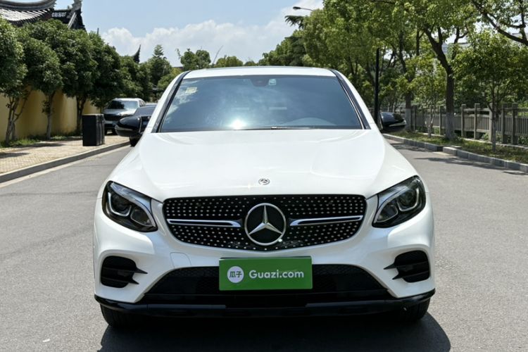Used Mercedes-Benz GLC Coupe 2018 GLC 200 4MATIC Coupe SUV Exterior 6