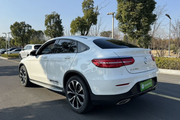 Used Mercedes-Benz GLC Coupe 2018 GLC 260 4MATIC Coupe SUV Exterior 7