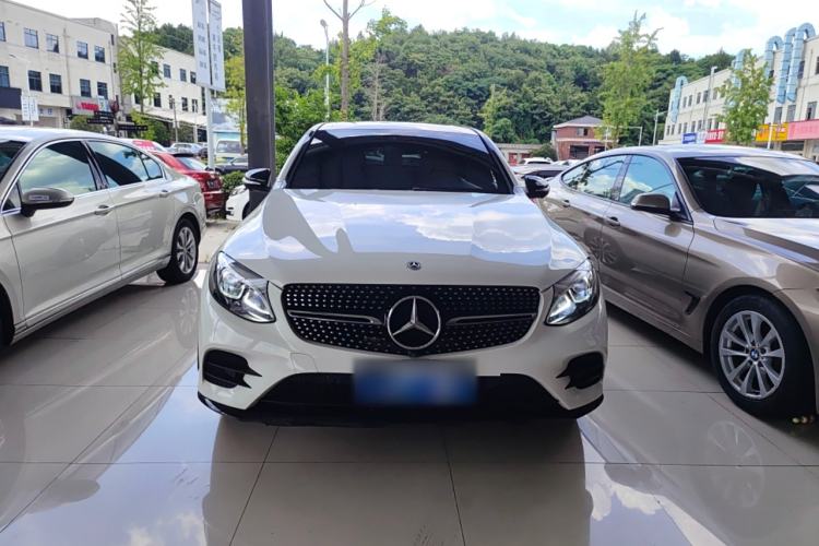 Used Mercedes-Benz GLC Coupe 2018 GLC 260 4MATIC Coupe SUV Front