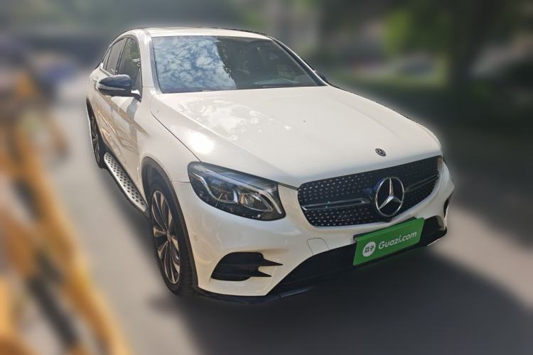 Used Mercedes-Benz GLC Coupe 2018 GLC 260 4MATIC Coupe SUV Front Right 45 Deg