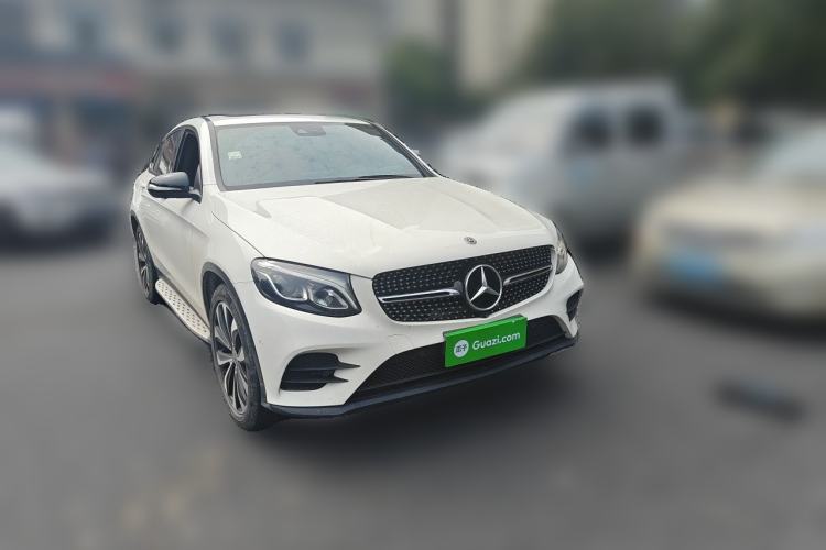 Used Mercedes-Benz GLC Coupe 2018 GLC 260 4MATIC Coupe SUV Front Right 45 Deg