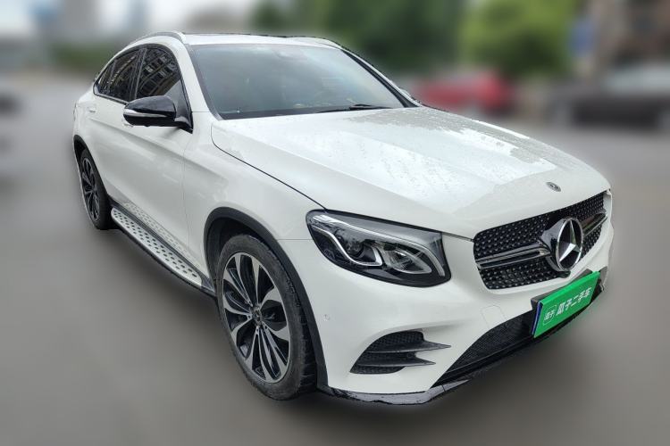Used Mercedes-Benz GLC Coupe 2018 GLC 260 4MATIC Coupe SUV Front Right 45 Deg