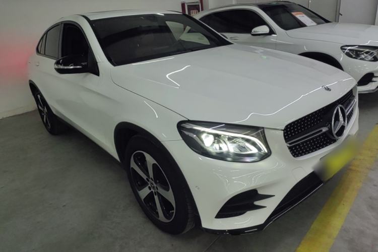 Used Mercedes-Benz GLC Coupe 2018 GLC 200 4MATIC Coupe SUV Front Right 45 Deg