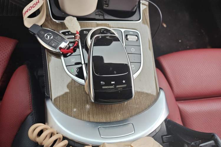 Used Mercedes-Benz GLC Coupe 2018 GLC 260 4MATIC Coupe SUV Gear Lever