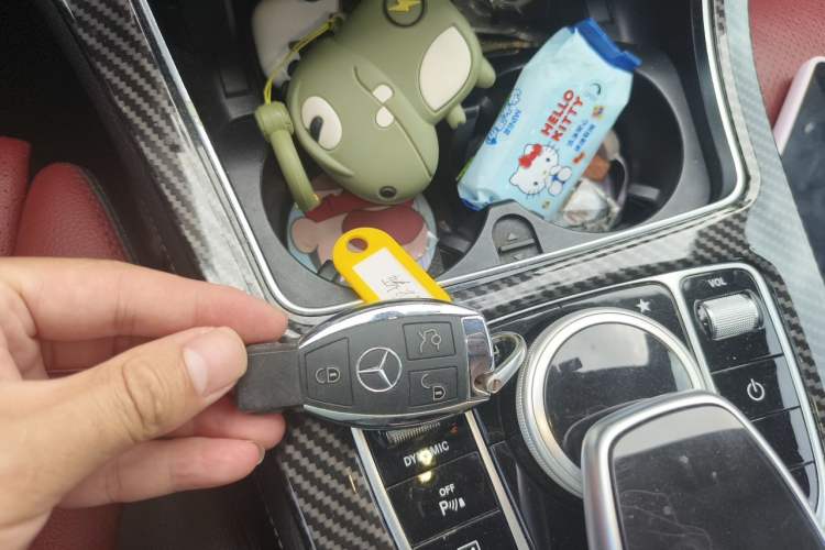 Used Mercedes-Benz GLC Coupe 2018 GLC 200 4MATIC Coupe SUV Gear Lever
