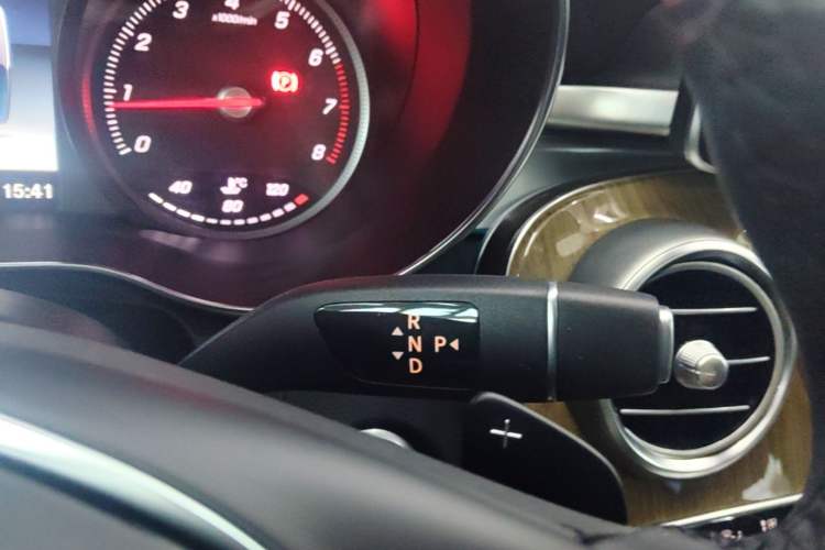 Used Mercedes-Benz GLC Coupe 2018 GLC 260 4MATIC Coupe SUV Gear Lever