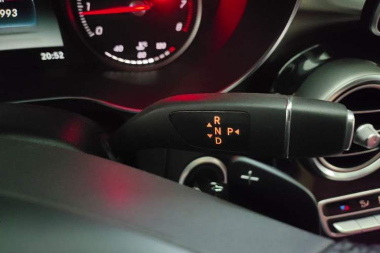 Used Mercedes-Benz GLC Coupe 2018 GLC 200 4MATIC Coupe SUV Gear Lever