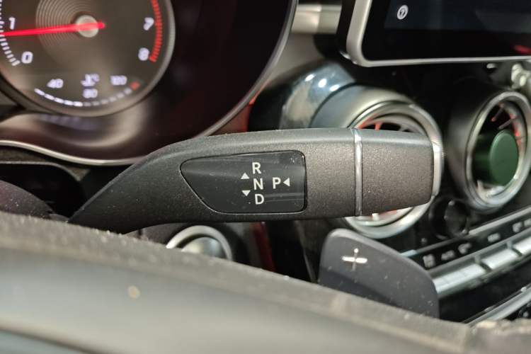 Used Mercedes-Benz GLC Coupe 2018 GLC 200 4MATIC Coupe SUV Gear Lever
