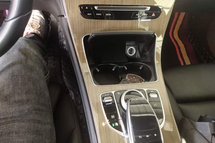 Used Mercedes-Benz GLC Coupe 2018 GLC 260 4MATIC Coupe SUV Gear Lever
