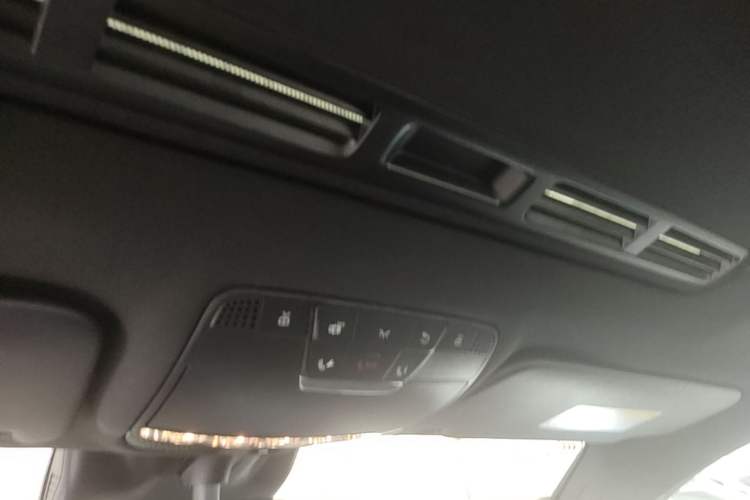 Used Mercedes-Benz GLC Coupe 2018 GLC 260 4MATIC Coupe SUV Headliner