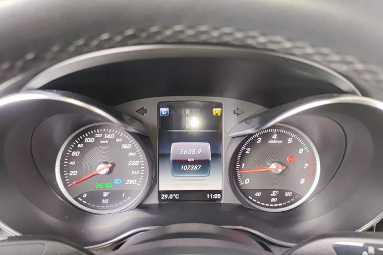 Used Mercedes-Benz GLC Coupe 2018 GLC 260 4MATIC Coupe SUV Instrument Cluster