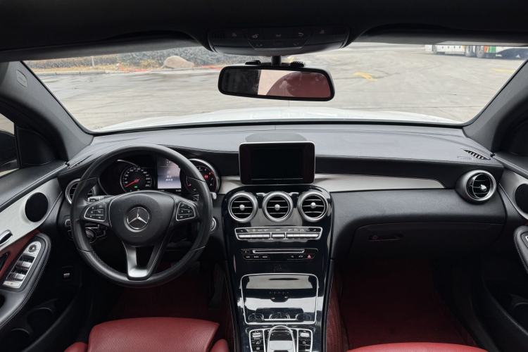Used Mercedes-Benz GLC Coupe 2018 GLC 200 4MATIC Coupe SUV Interior 1