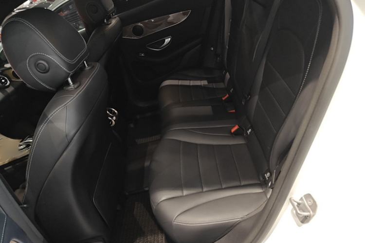 Used Mercedes-Benz GLC Coupe 2018 GLC 260 4MATIC Coupe SUV Interior 8