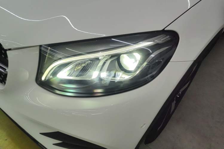 Used Mercedes-Benz GLC Coupe 2018 GLC 200 4MATIC Coupe SUV Left Front Headlight