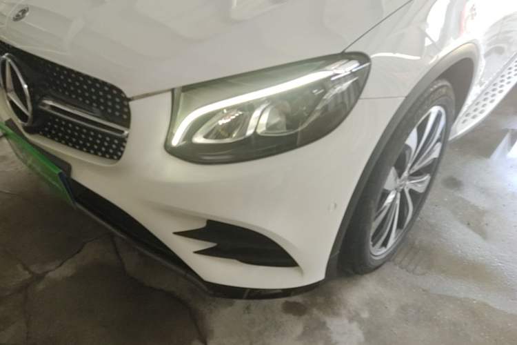 Used Mercedes-Benz GLC Coupe 2018 GLC 260 4MATIC Coupe SUV Left Front Headlight