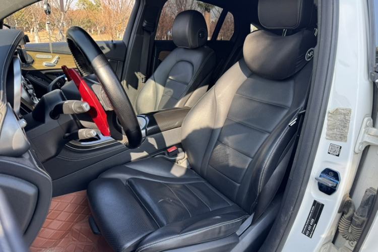 Used Mercedes-Benz GLC Coupe 2018 GLC 260 4MATIC Coupe SUV Left Front Seat