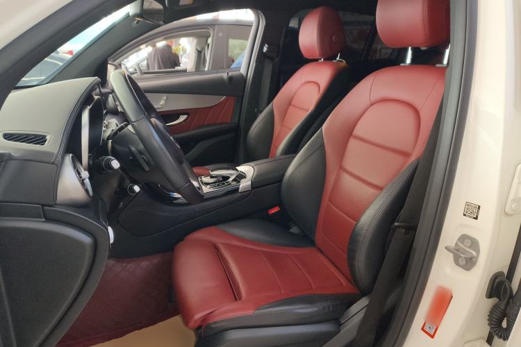Used Mercedes-Benz GLC Coupe 2018 GLC 200 4MATIC Coupe SUV Left Front Seat