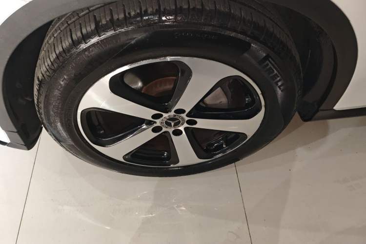 Used Mercedes-Benz GLC Coupe 2018 GLC 200 4MATIC Coupe SUV Left Front Wheel Hub